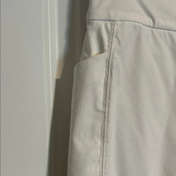 Columbia White Skort Women's Large - Picture 2 of 7